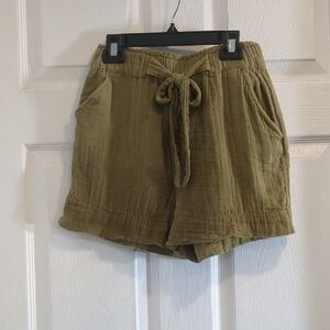 SO High Waist Olive Shorts